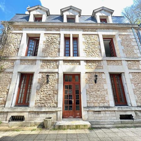 Le Descartes, A 50M De La Gare Fibre/Tv Connecte Daire Puvatya Dış mekan fotoğraf